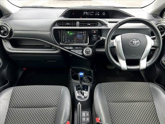 TOYOTA AQUA 2015 Image 31