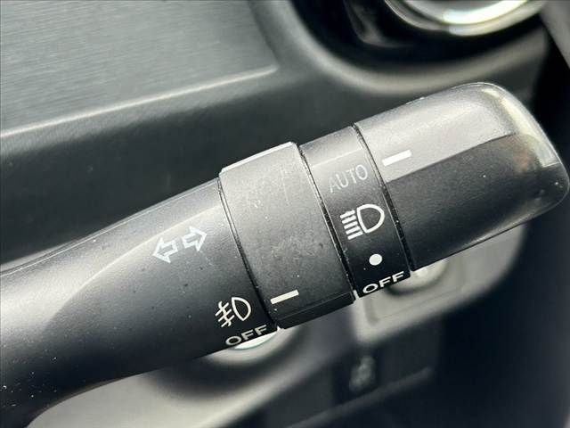 TOYOTA AQUA 2015 Image 31