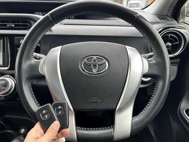 TOYOTA AQUA 2015 Image 31