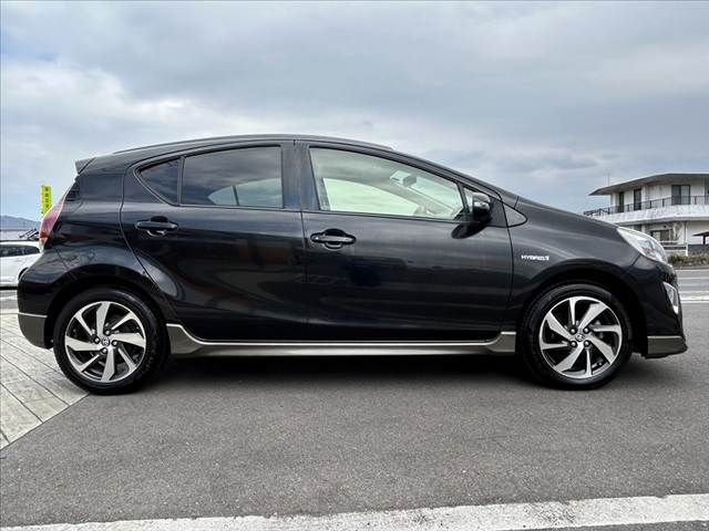 TOYOTA AQUA 2015 Image 31