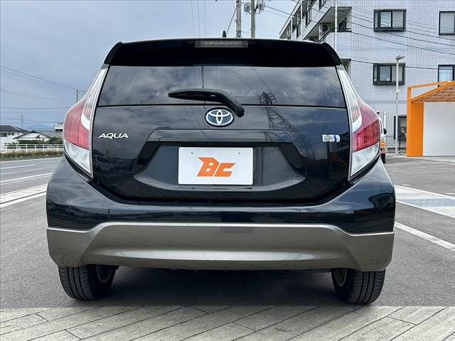 TOYOTA AQUA 2015 Image 31