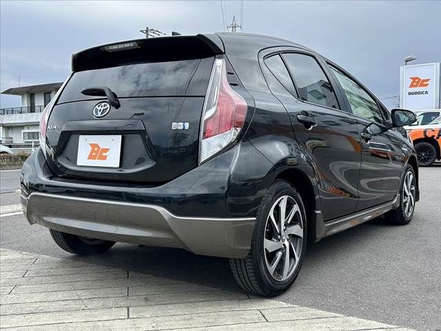 TOYOTA AQUA 2015 Image 31