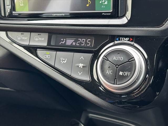 TOYOTA AQUA 2015 Image 31