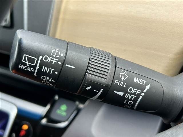 HONDA FREED HYBRID 2018 Image 31