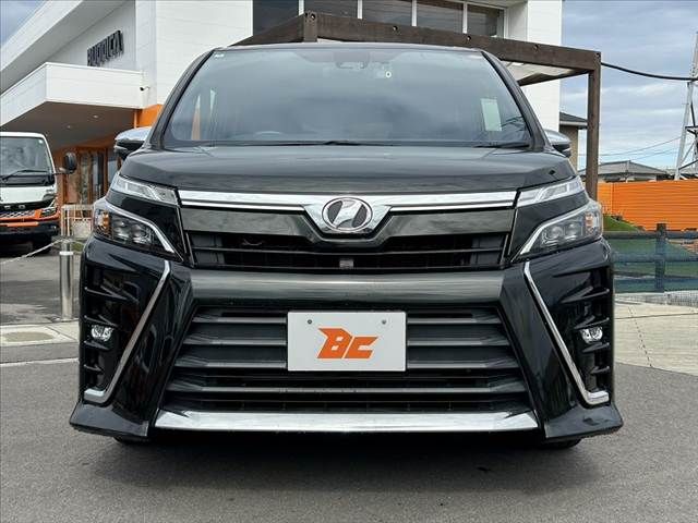 TOYOTA VOXY 2018 Image 31