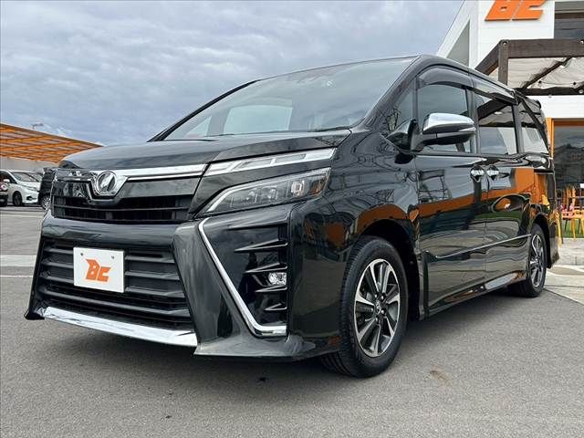 TOYOTA VOXY 2018 Image 31