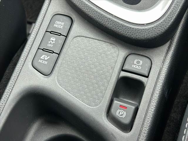 TOYOTA YARIS CROSS HYBRID 2022 Image 31