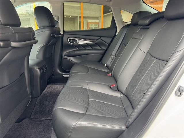 NISSAN FUGA HYBRID 2015 Image 31