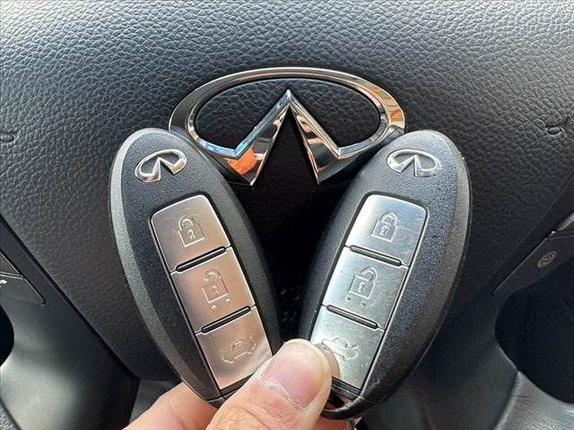 NISSAN FUGA HYBRID 2015 Image 31