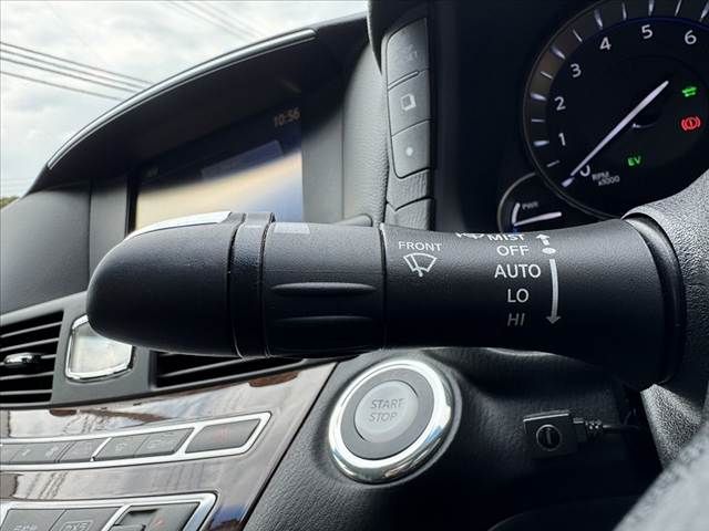 NISSAN FUGA HYBRID 2015 Image 31