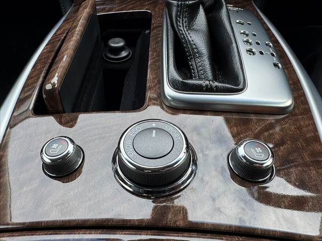 NISSAN FUGA HYBRID 2015 Image 31