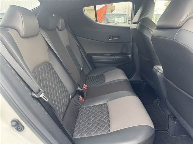 TOYOTA C-HR 2020 Image 31