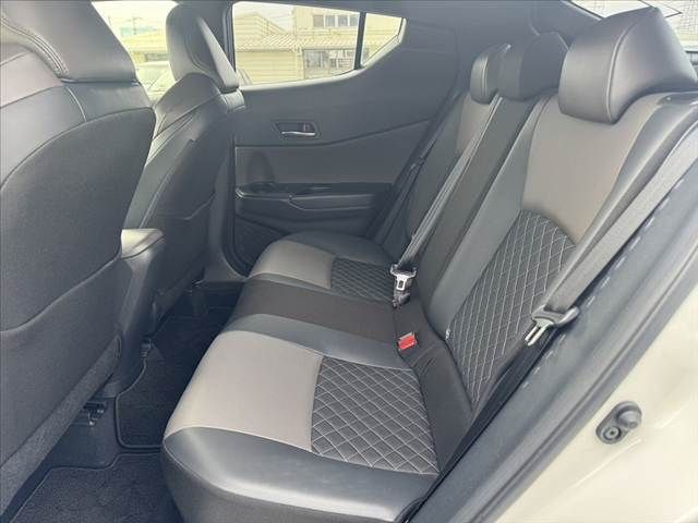 TOYOTA C-HR 2020 Image 31