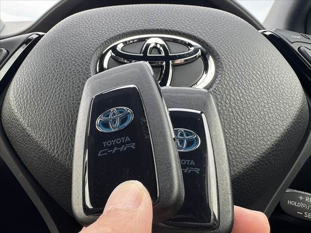 TOYOTA C-HR 2020 Image 31