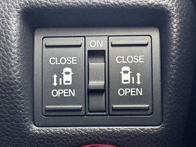 HONDA N BOX CUSTOM 2018 Image 31