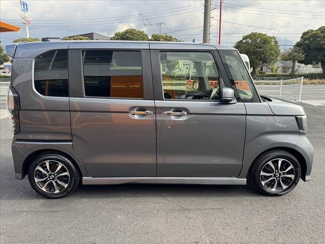 HONDA N BOX CUSTOM 2018 Image 31