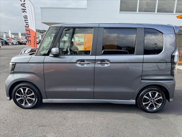 HONDA N BOX CUSTOM 2018 Image 31