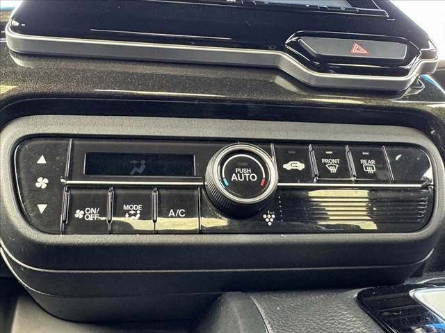 HONDA N BOX CUSTOM 2018 Image 31