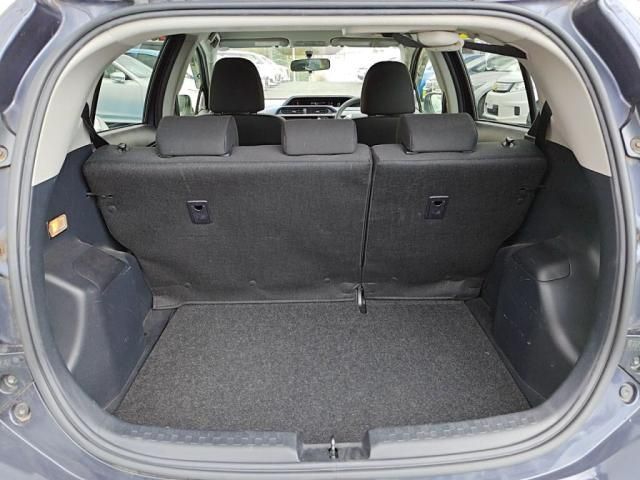 TOYOTA AQUA 2015 Image 31