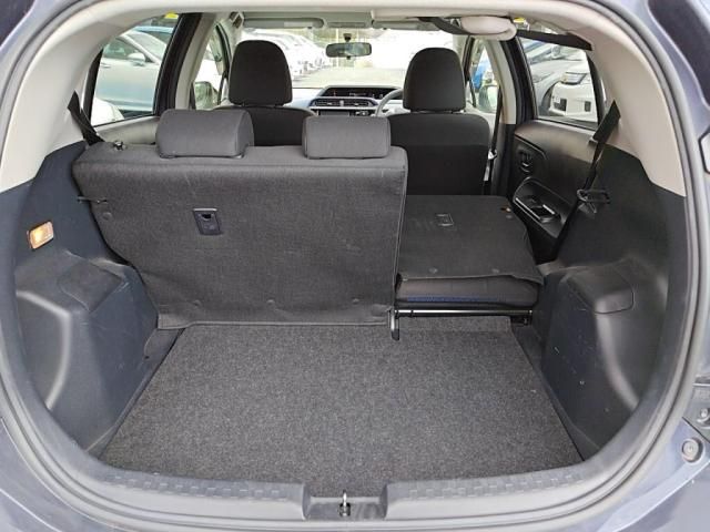 TOYOTA AQUA 2015 Image 31