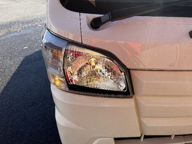 DAIHATSU HIJET TRUCK 4WD 2015 Image 31