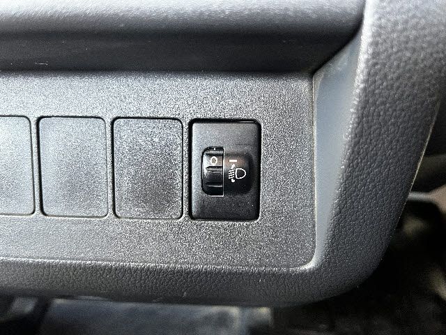 DAIHATSU HIJET TRUCK 4WD 2015 Image 31