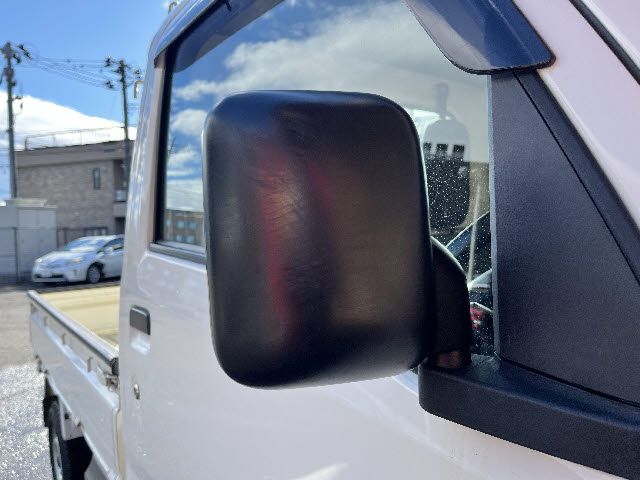 DAIHATSU HIJET TRUCK 4WD 2015 Image 31