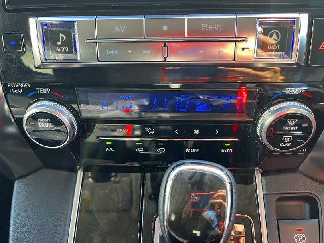 TOYOTA ALPHARD 2015 Image 31