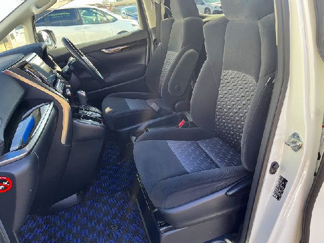 TOYOTA ALPHARD 2015 Image 31
