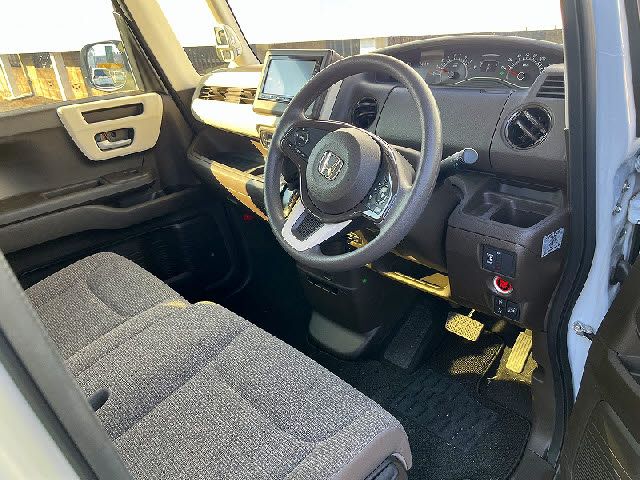 HONDA N BOX 2023 Image 31