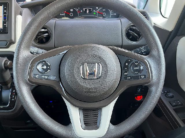 HONDA N BOX 2023 Image 31