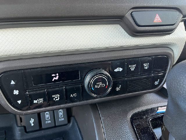 HONDA N BOX 2023 Image 31