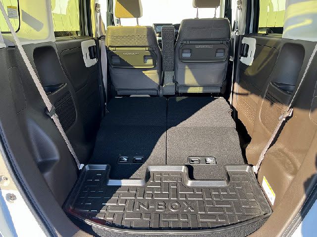HONDA N BOX 2023 Image 31