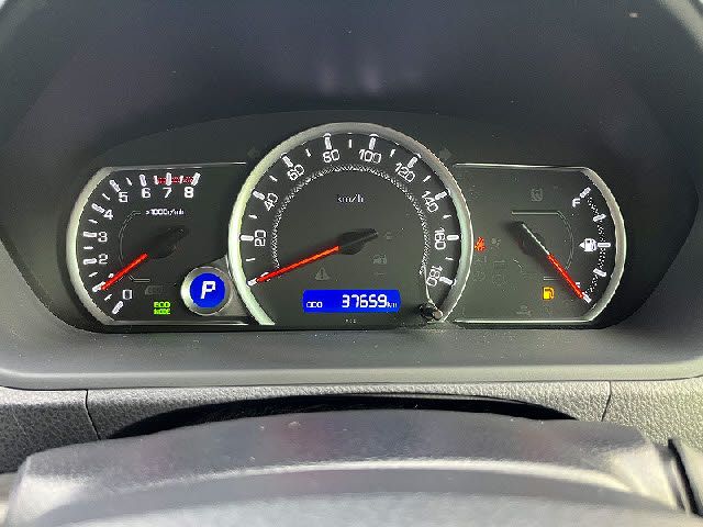 TOYOTA VOXY 2014 Image 31