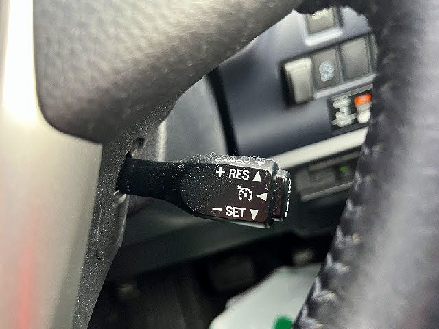 TOYOTA VOXY 2014 Image 31