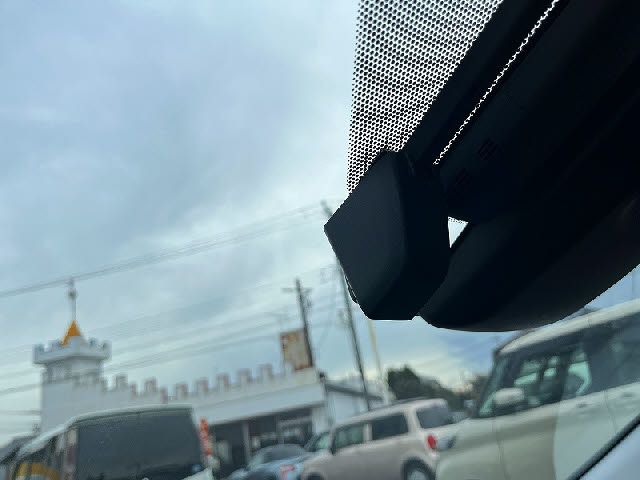 TOYOTA PRIUS PHV 2018 Image 31