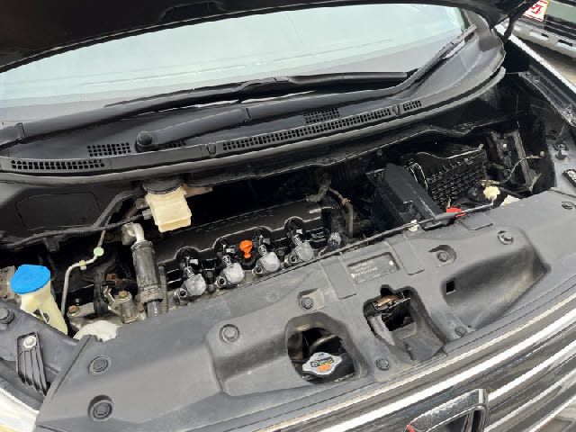 HONDA STEPWAGON SPADA 2010 Image 31