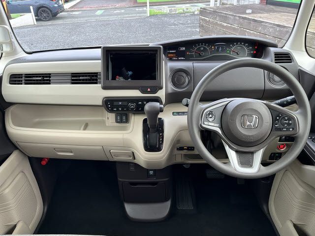 HONDA N BOX 2020 Image 31