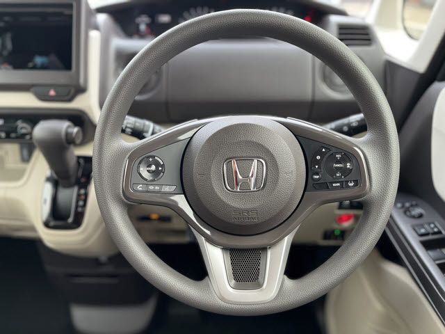 HONDA N BOX 2020 Image 31