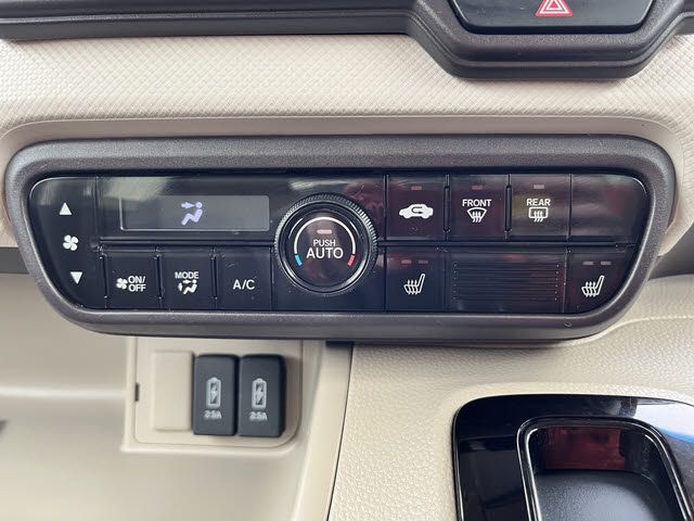 HONDA N BOX 2020 Image 31