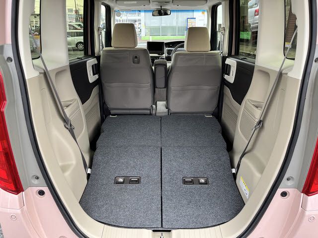 HONDA N BOX 2020 Image 31