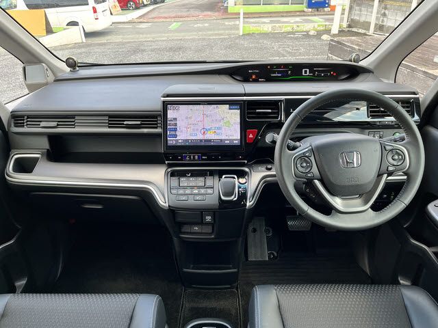 HONDA STEPWAGON 2018 Image 31