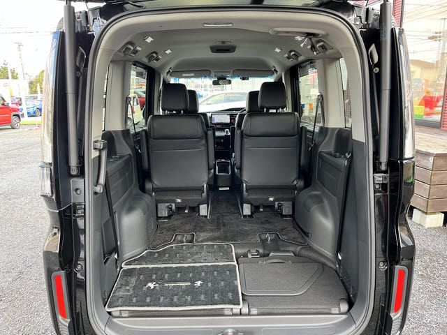 HONDA STEPWAGON 2018 Image 31