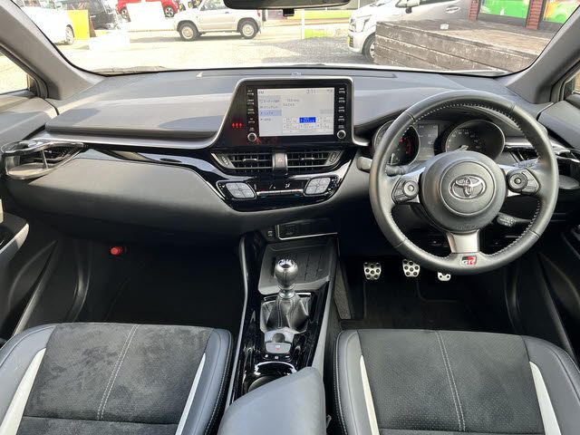 TOYOTA C-HR 2023 Image 31