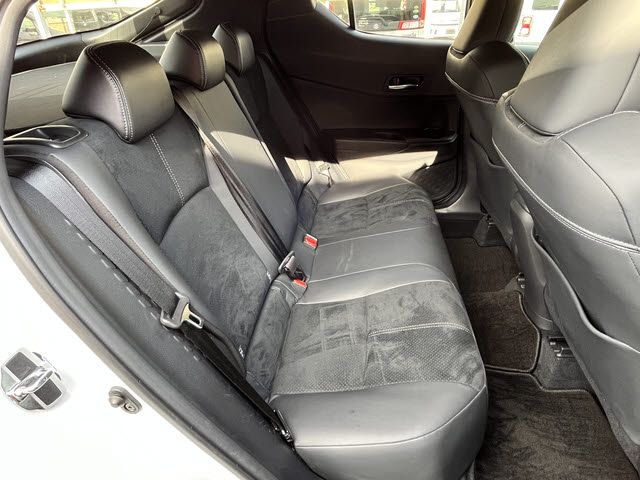 TOYOTA C-HR 2023 Image 31