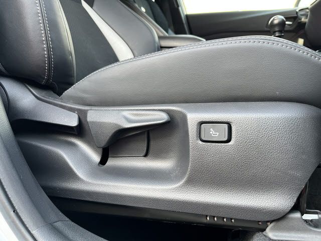 TOYOTA C-HR 2023 Image 31