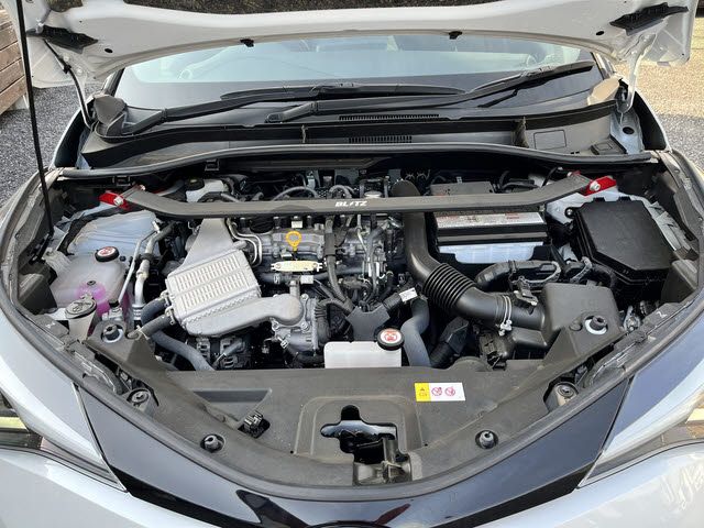 TOYOTA C-HR 2023 Image 31