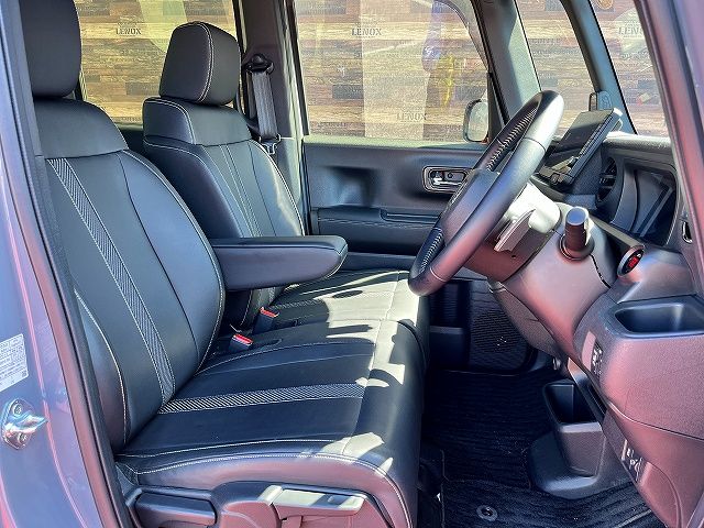 HONDA N BOX 2023 Image 31