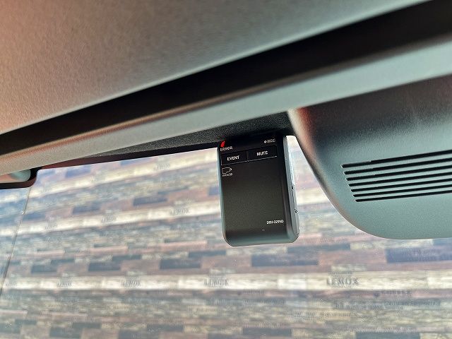 HONDA N BOX 2023 Image 31