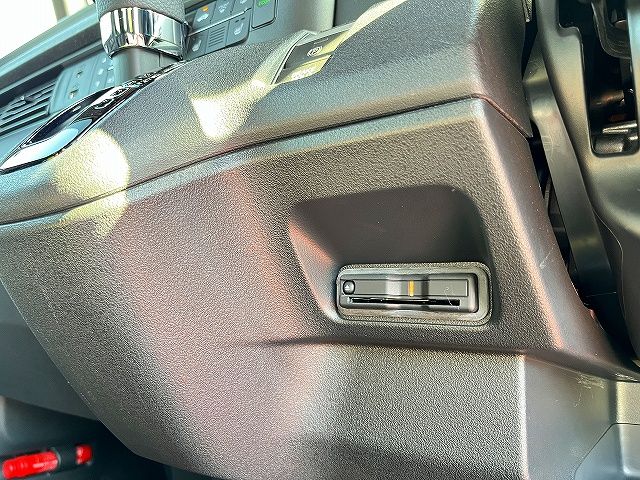 HONDA N BOX 2023 Image 31